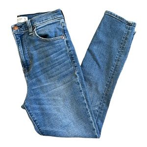 Abercrombie Super Skinny Ankle High Rise - Size 6